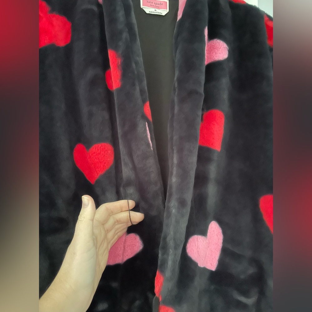 Kate Spade Medium plush robe black with red & pink hearts & pockets! Valentine’s - Picture 9 of 17